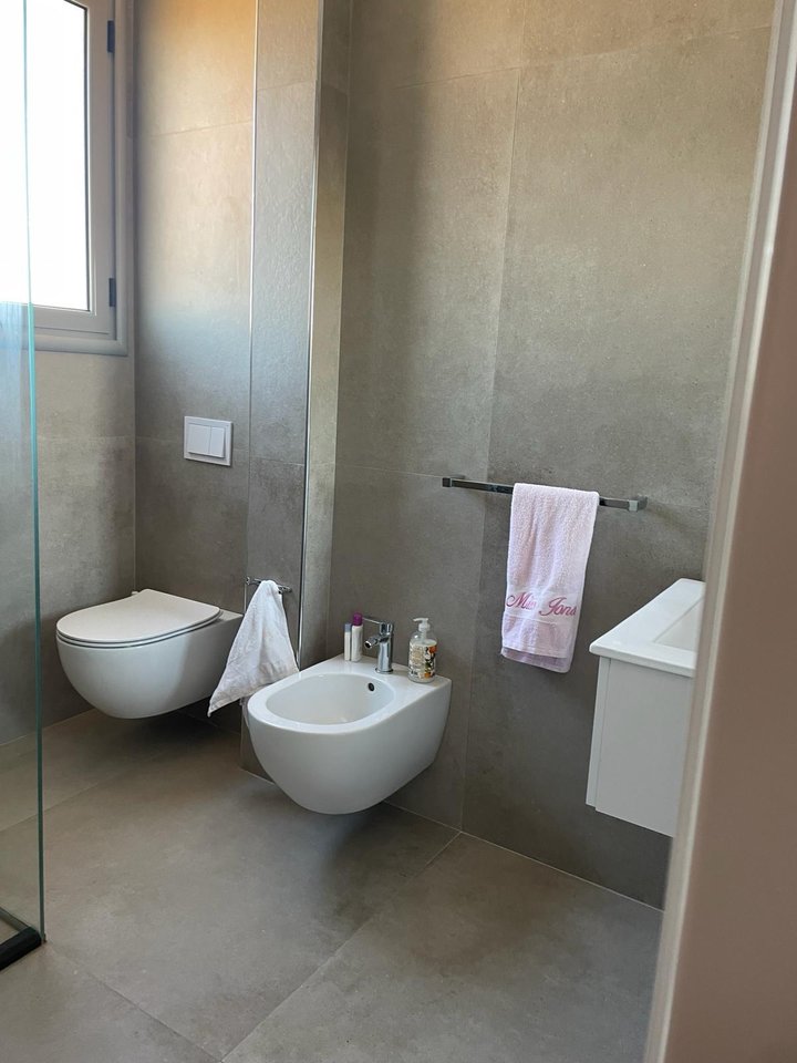 APARTAMENT 2+1+2 PER QIRA,NE BULEVARDIN VLORE-SKELE(E disponueshme nga 1 Qershori 2026)