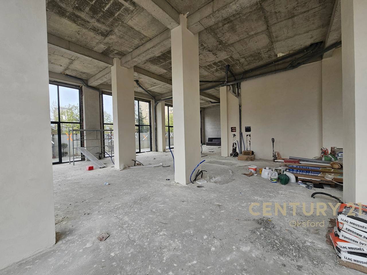 BUSINESS ENVIRONMENT FOR RENT AT THE FORMER AVIATION FIELD!