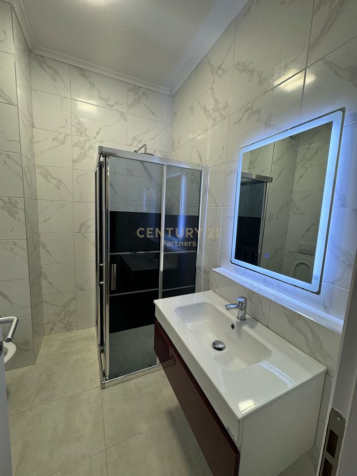 IN AFFITTO APPARTAMENTO 2+1 + POSTO AUTO KODRA E DIELLI!