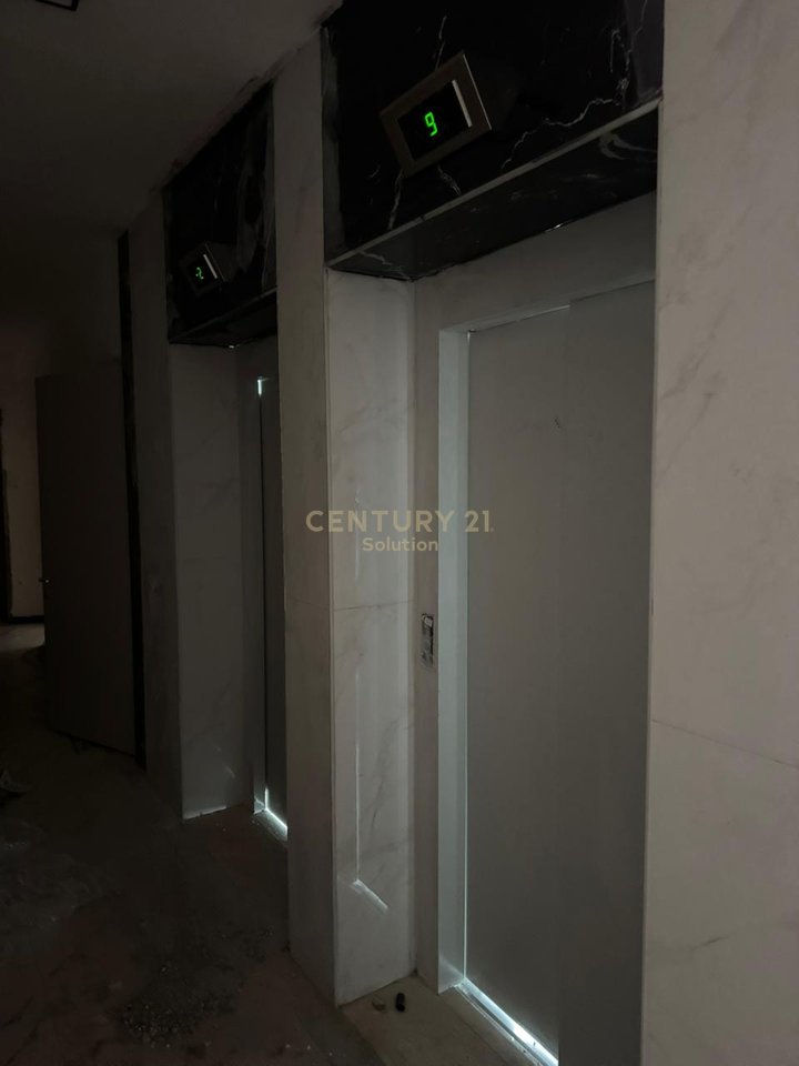 APARTMENT 2+1+2 BATHROOM FOR SALE NEAR THE FRATARI COMPLEX!