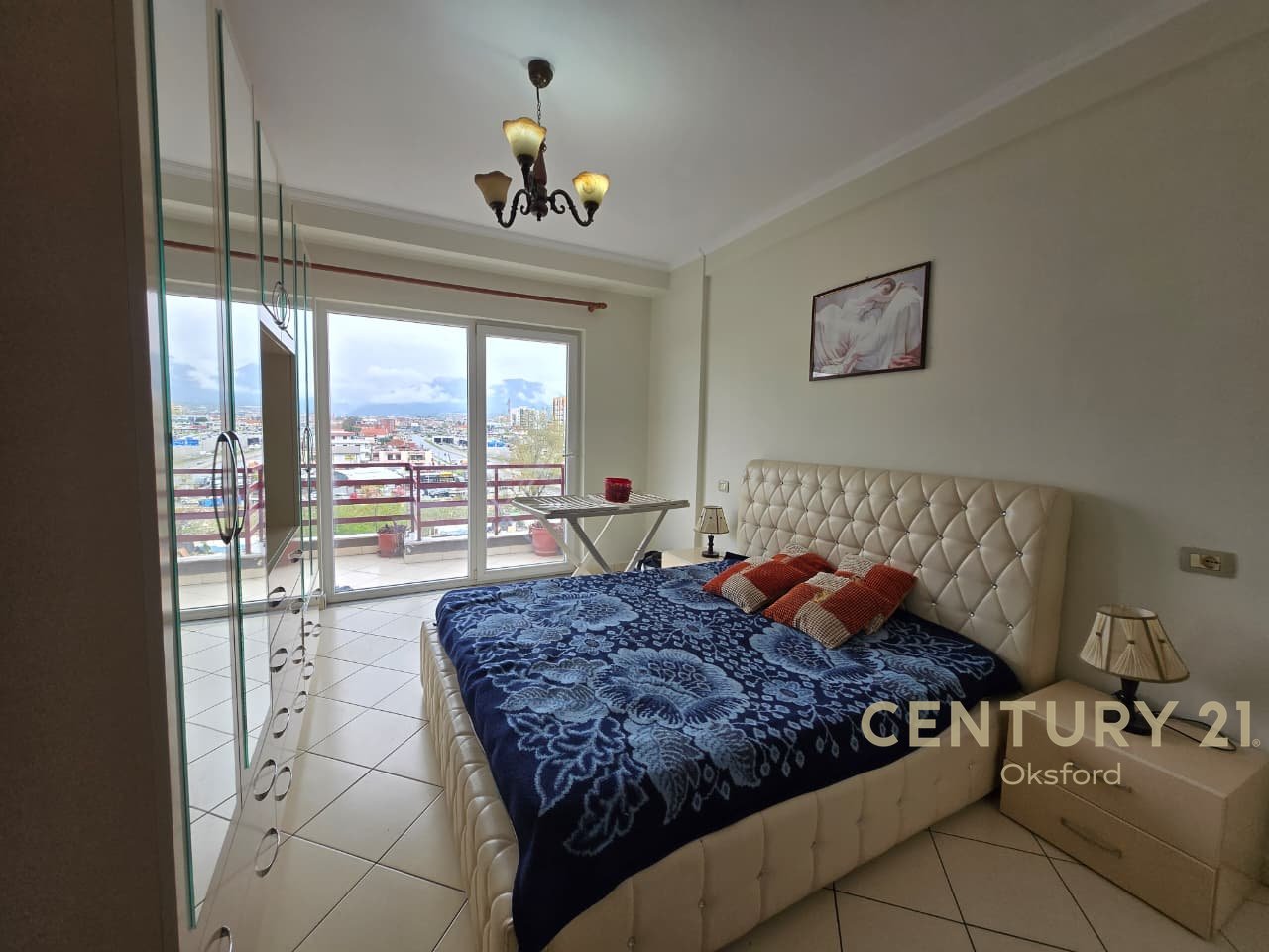 Appartamento 2+1+2 Bagni e 2 Balconi in Affitto ad Astir!