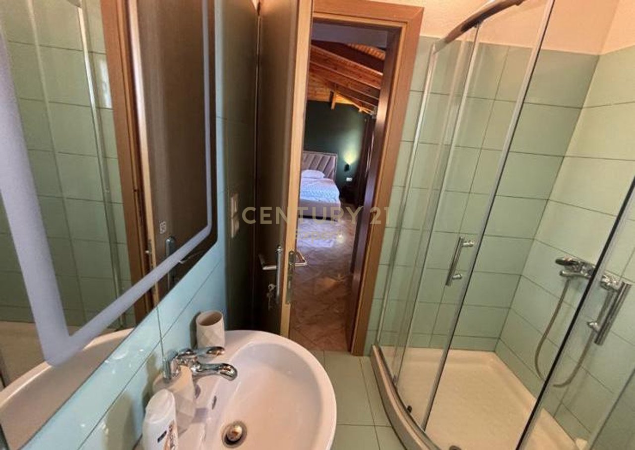 APPARTAMENTO 3+1+3 IN VENDITA A SARANDA