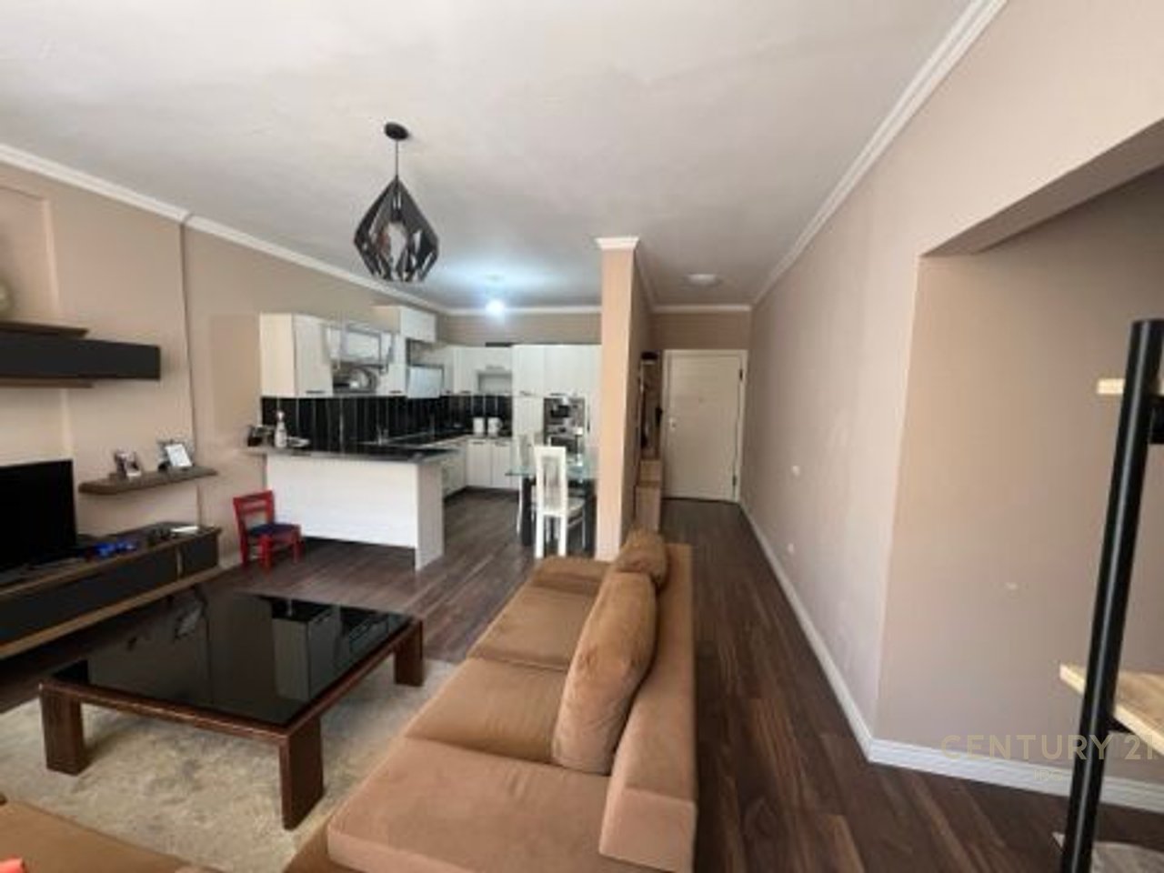 Fresh, Apartment 2+1+Separate Kitchen+2 bathrooms!