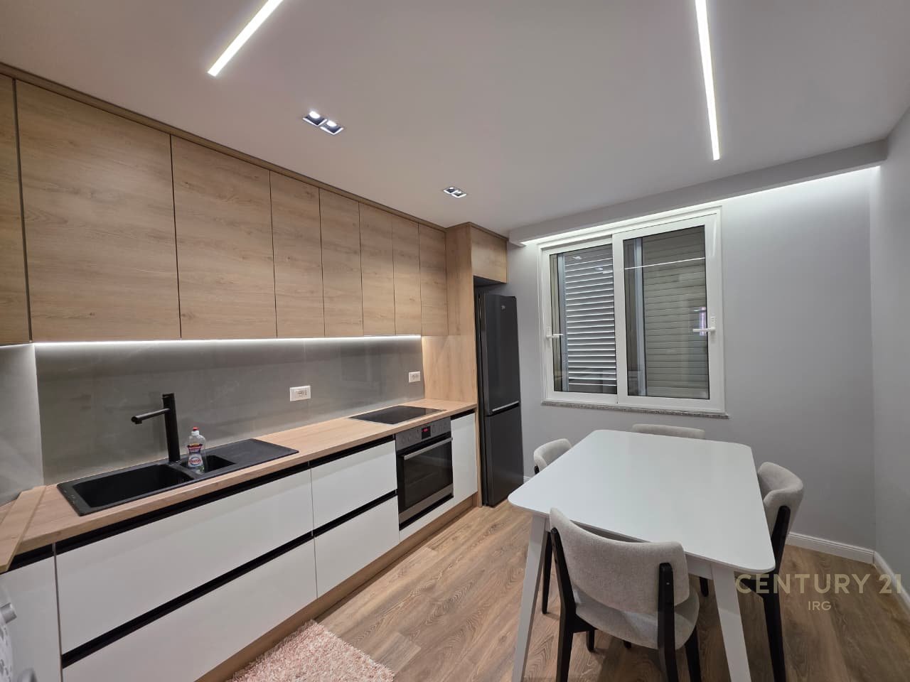 Apartament Premium per qira ish Bllok!