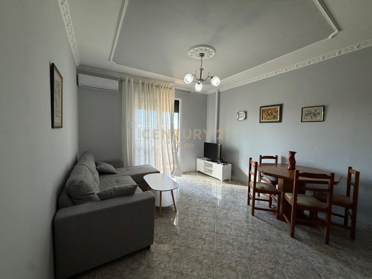 Apartament 1+1 per shitje ne Durres,Plazh