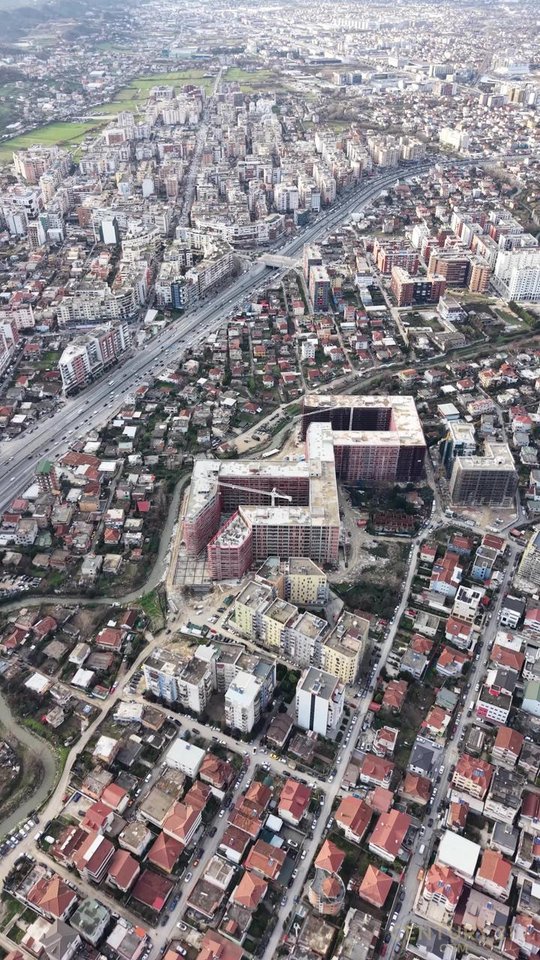 UNITÀ COMMERCIALE RESIDENZA RIVERSIDE PIANO TERRA 0!