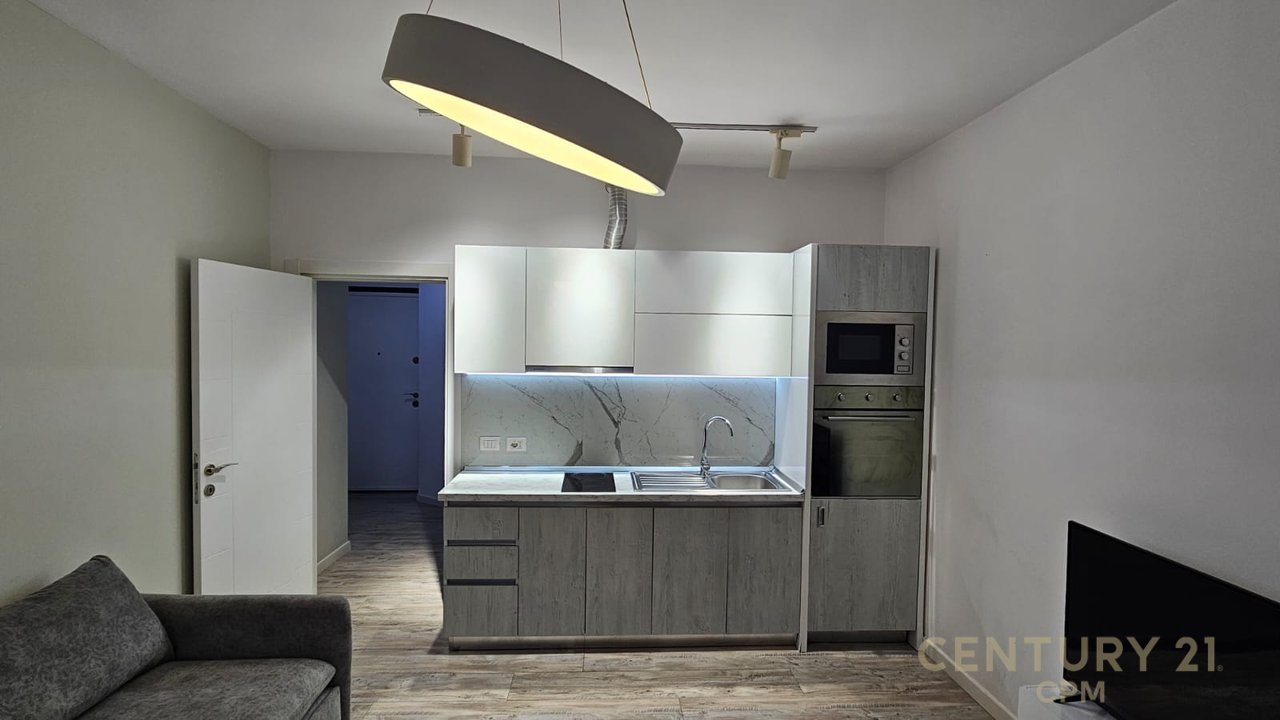 Appartamento 1+1 in Affitto – “9 Piani”, Tirana!