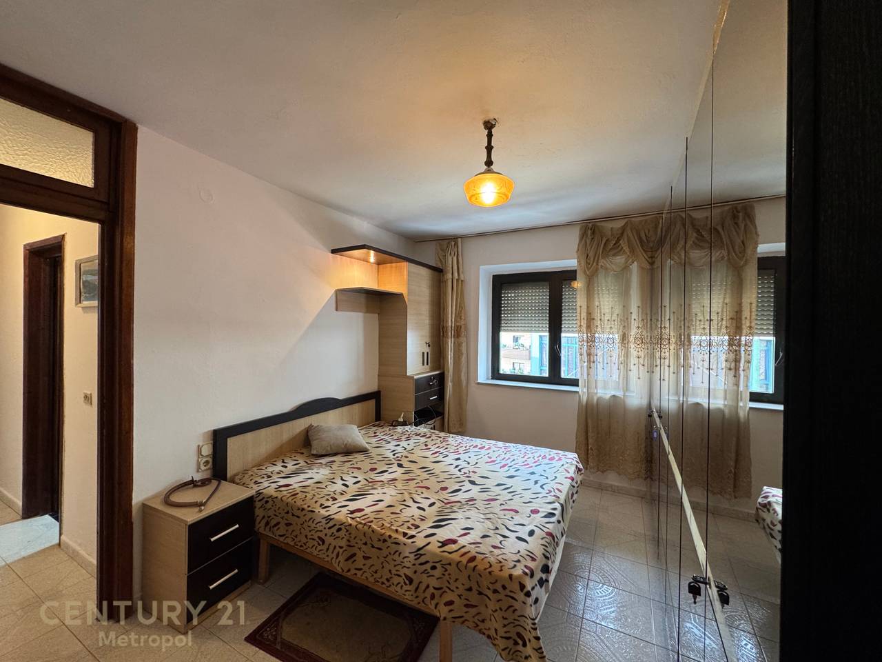 APARTAMENT 1+1 PER QIRA, RRUGA E ELBASANIT!