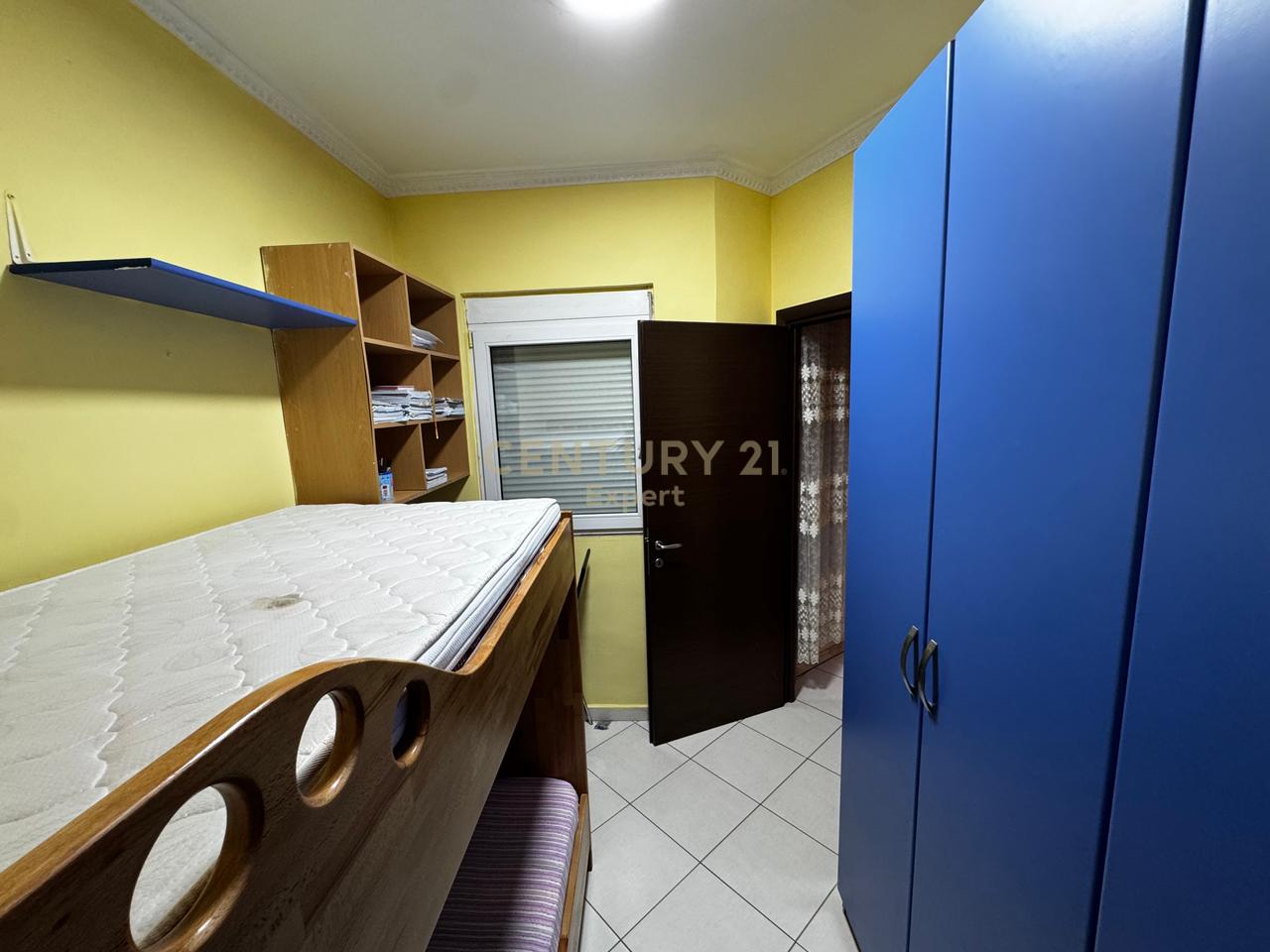 Apartament 2+1 Me Qira tek Kopshti Botanik Zoologjik !!!