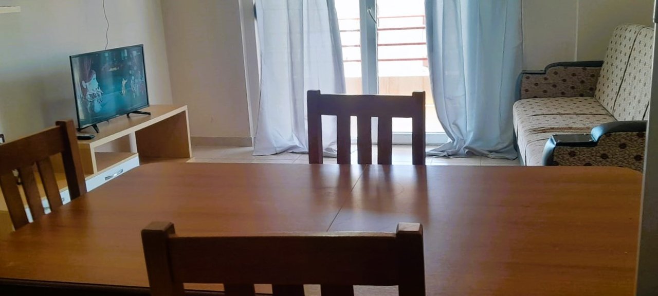 APARTAMENT 1+1 PER QIRA AFATGJATE, NE CENTRALE!