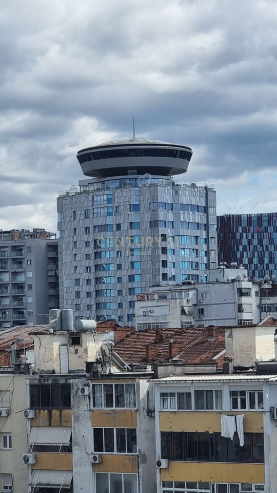 Hotel në Shitje në Myslym Shyri, Tiranë - 527.5m nga SHESHI SKENDERBEJ !