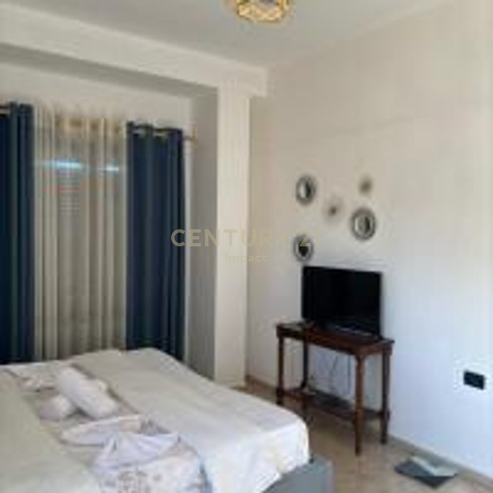 Hotel në Shitje në Myslym Shyri, Tiranë - 527.5m nga SHESHI SKENDERBEJ !