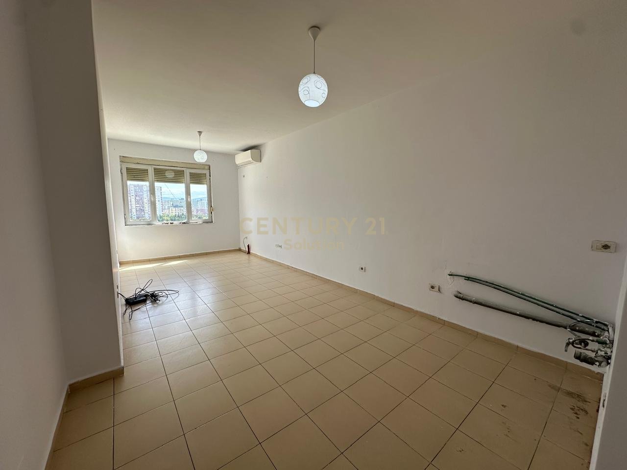 SHITET APARTAMENT 2+1 TE KTHESA KAMZES!