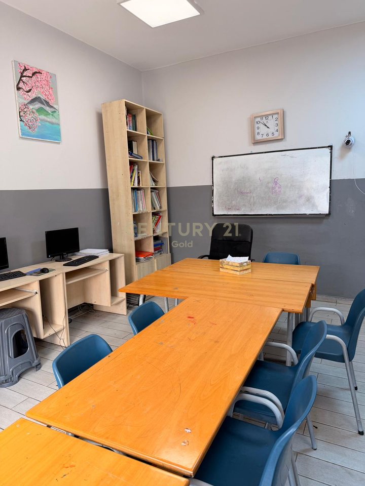 Appartamento 3+1 in affitto nella zona più ricercata di Tirana. Ish Blloku, vicino a Piazza Willson.