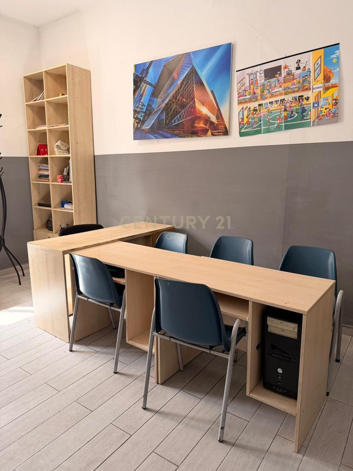 Appartamento 3+1 in affitto nella zona più ricercata di Tirana. Ish Blloku, vicino a Piazza Willson.