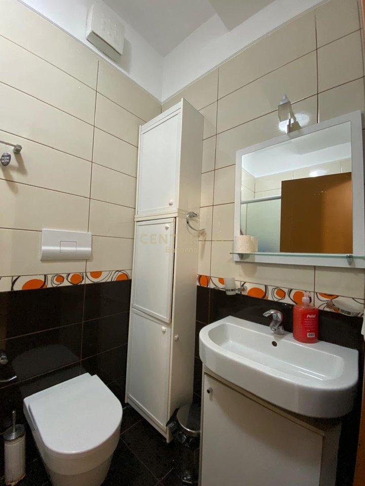 Jepet Apartament 2+1+2 Per Qera Per Zyra