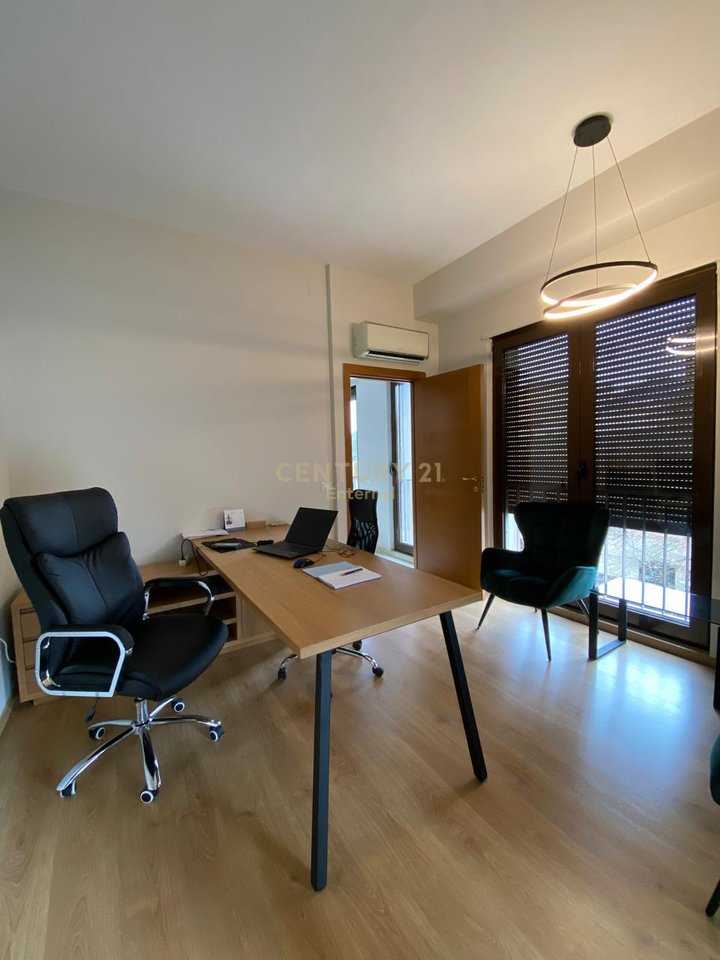 Jepet Apartament 2+1+2 Per Qera Per Zyra