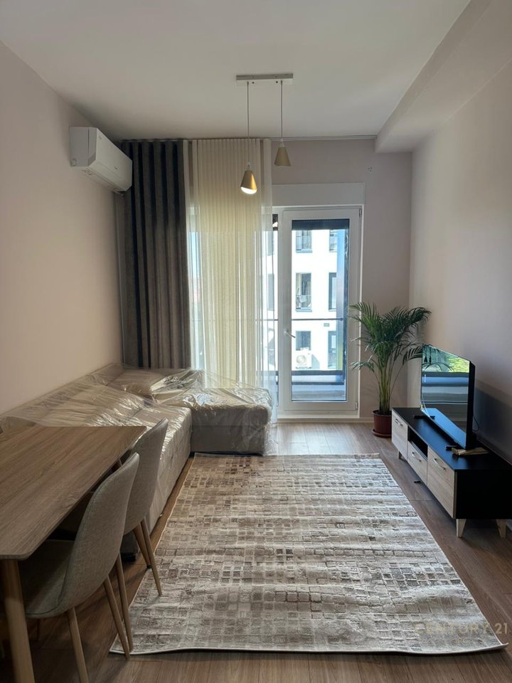 Apartament 1+1 tek Kompleksi Magnet !