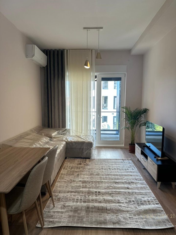 Apartament 1+1 tek Kompleksi Magnet !