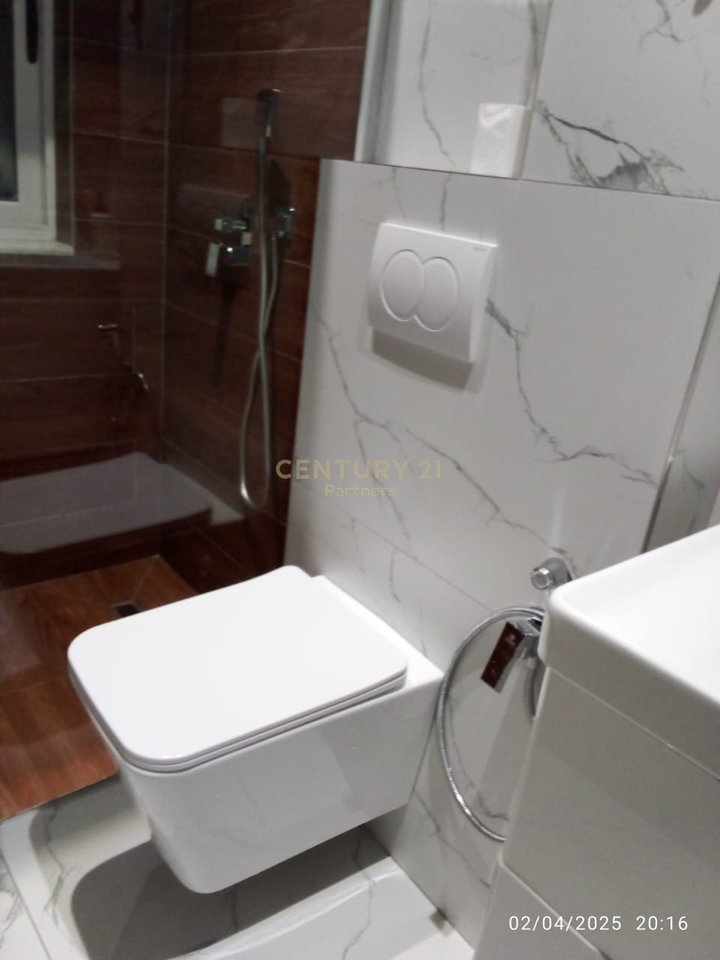 APARTAMENT 1+1 ME QIRA NE RRUGEN MINE PEZA