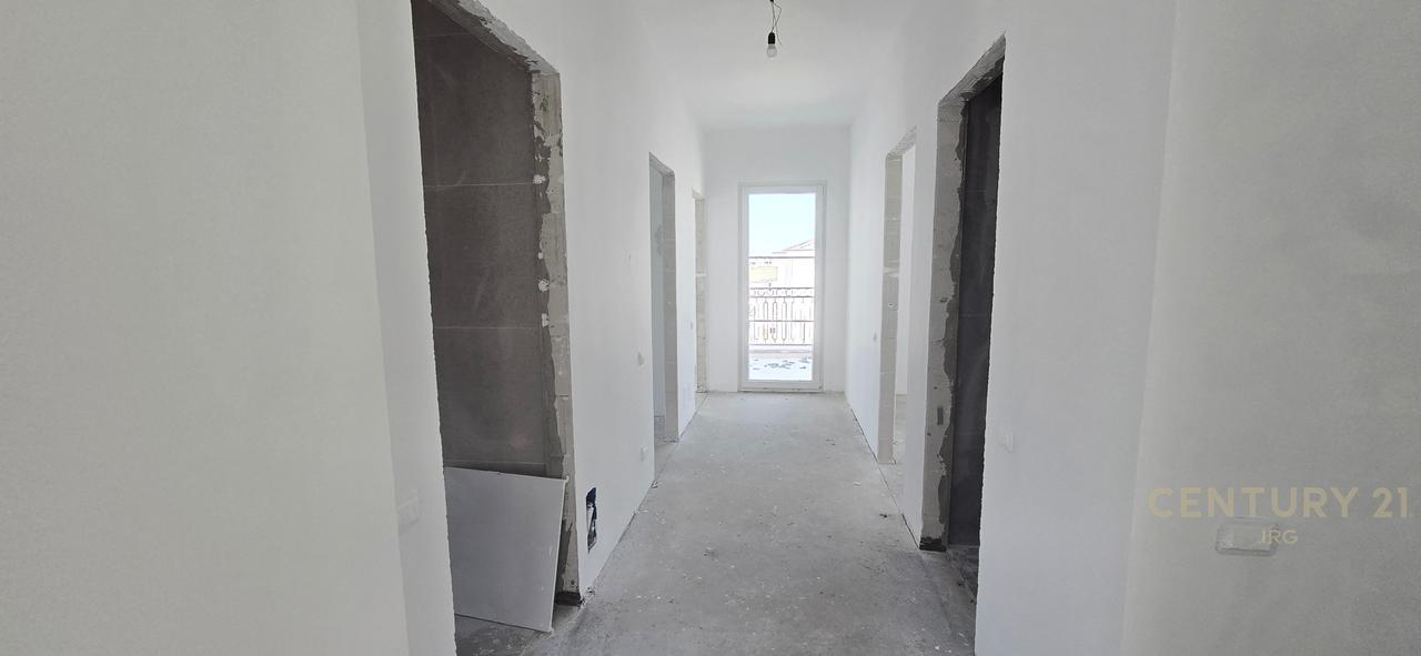 VILE TE ROLLING HILLS LIQENI!