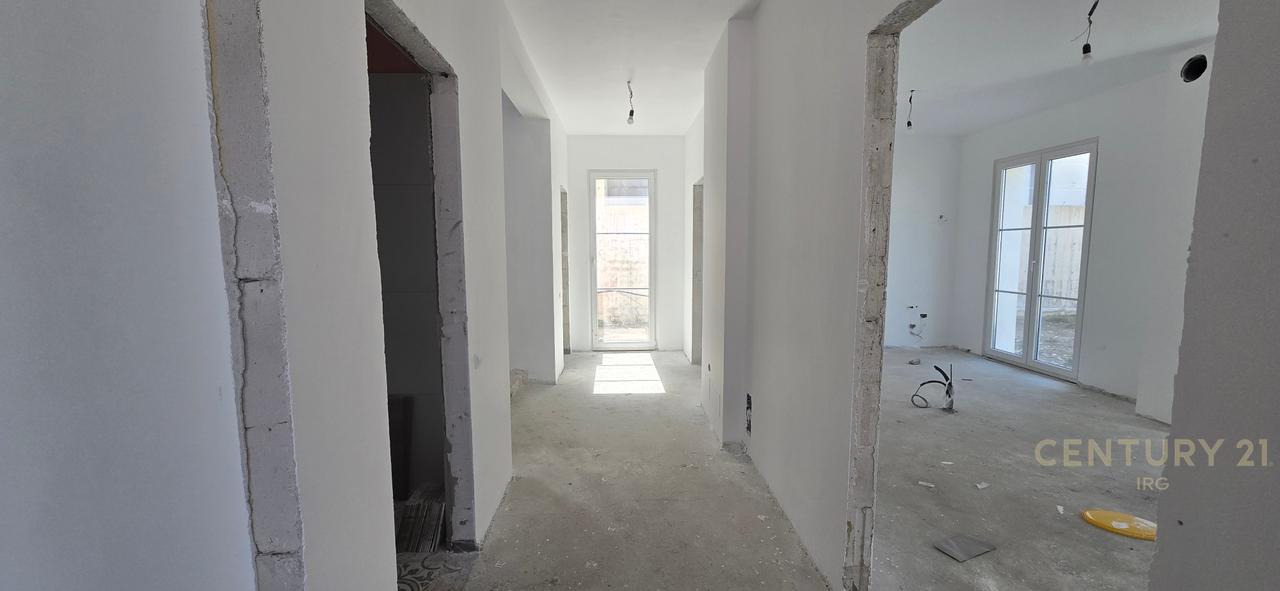 VILE TE ROLLING HILLS LIQENI!