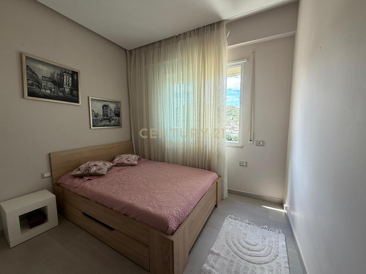 Apartament 3+1+ Parkim per Shitje te Golden Park 3