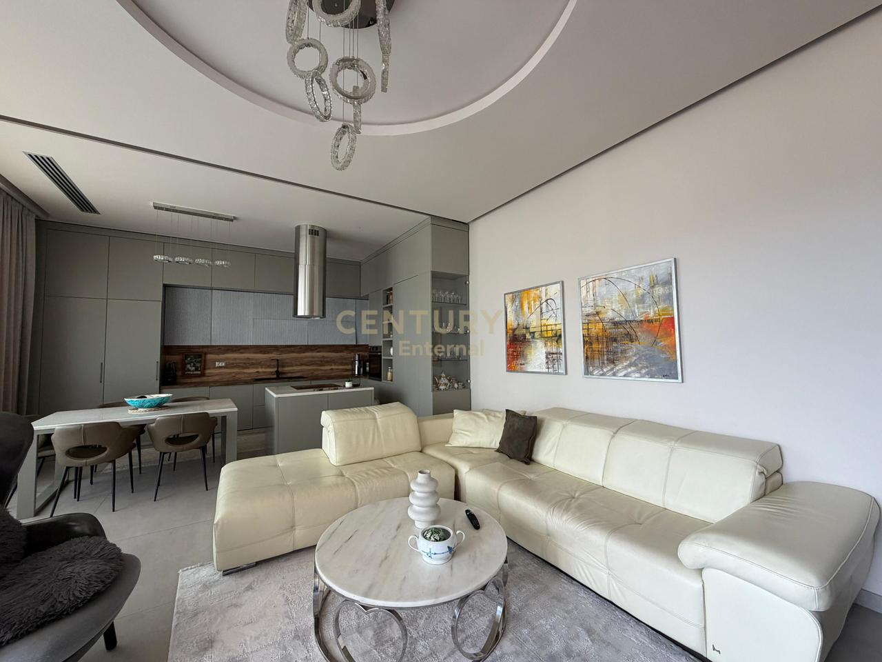 Apartament 3+1+ Parkim per Shitje te Golden Park 3