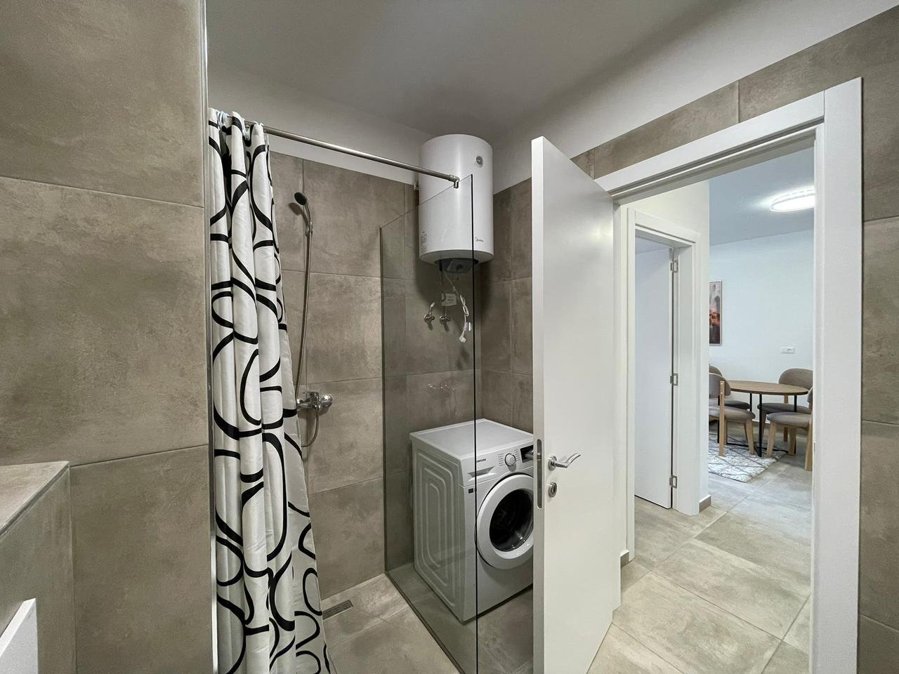 Appartamento 1+1 in affitto a Univers City, Tirana!