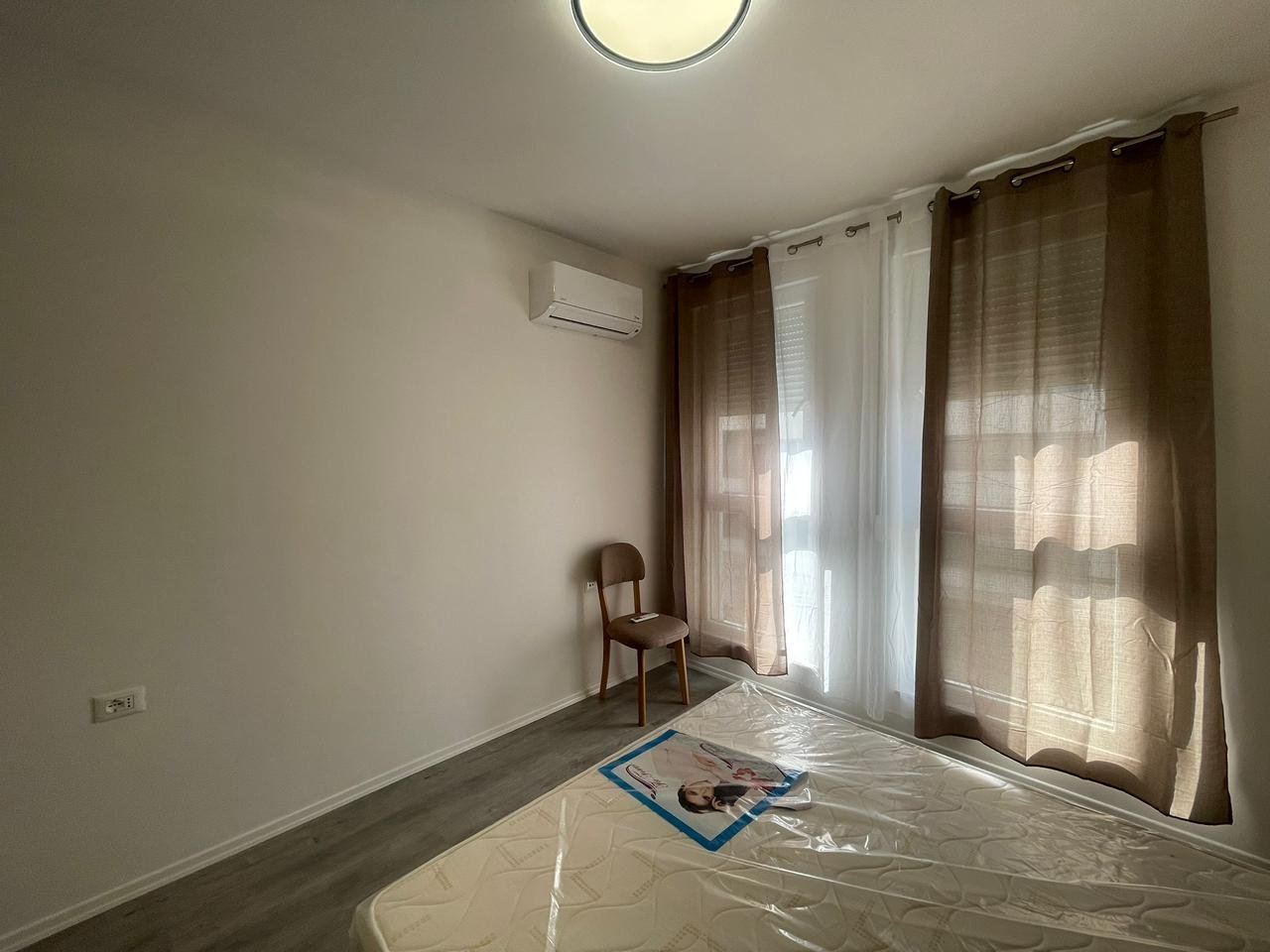 Appartamento 1+1 in affitto a Univers City, Tirana!