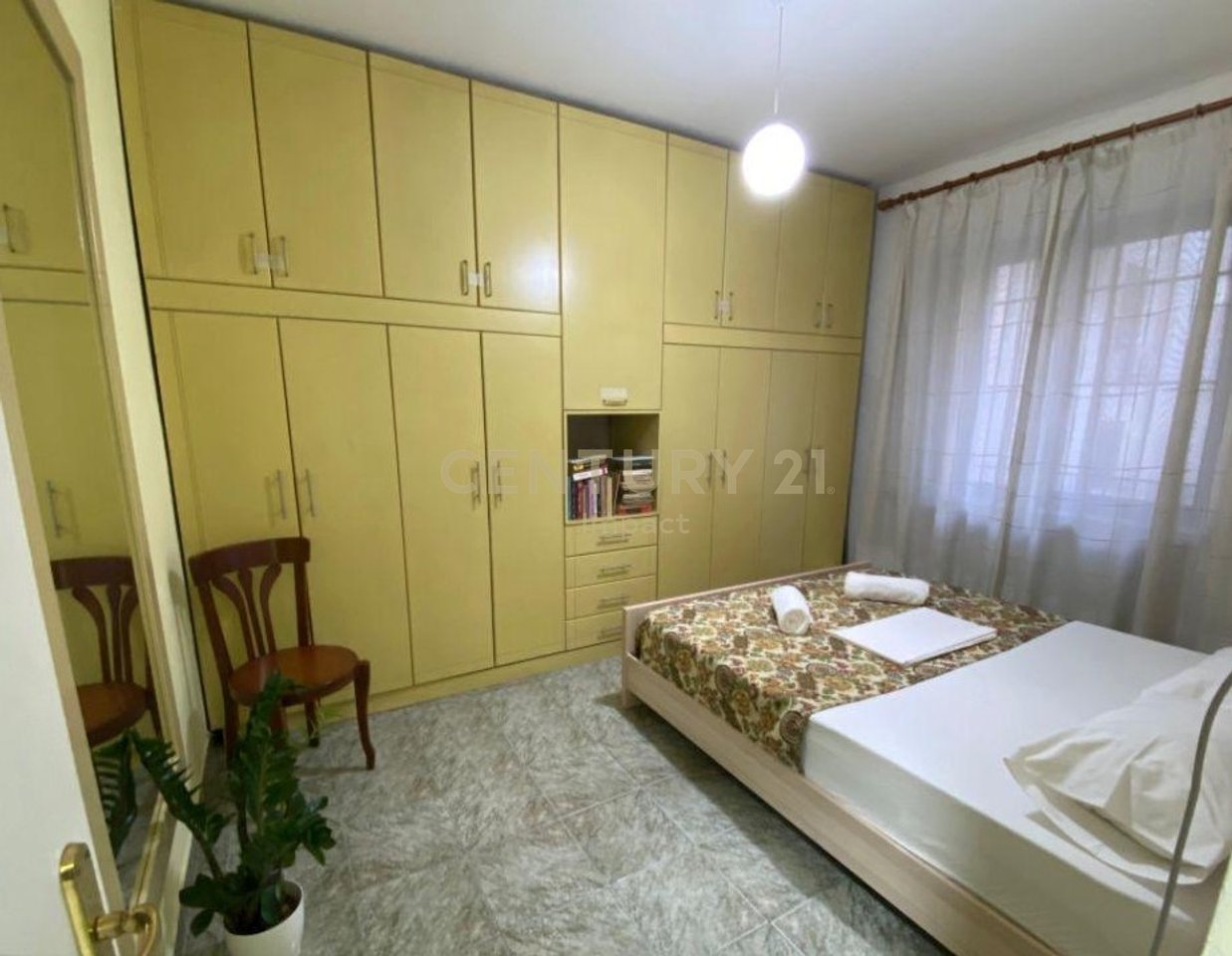 Apartament 2+1 Me Qira tek Stadiumi Dinamo, Tiranë !