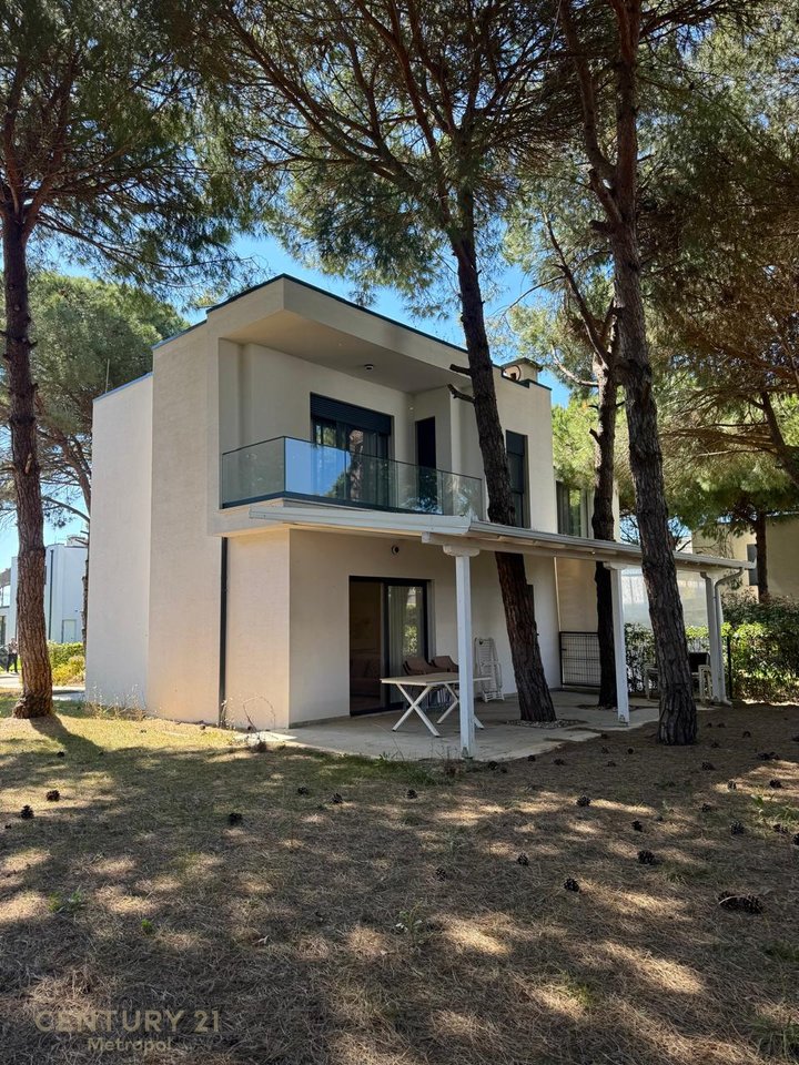 LOCALE COMMERCIALE IN VENDITA NEL COMPLESSO RESIDENZIALE VALA MAR