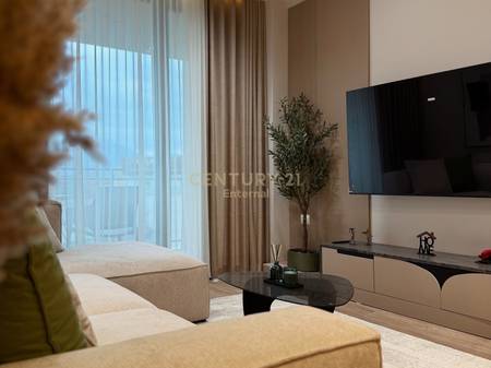 Apartament 2+1 Për Shitje te Rruga Mine Peza