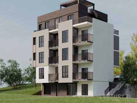 Shitet apartament 3+1 tek Liqeni i Farkes!