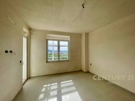 1+1 Apartament për Shitje në Golem