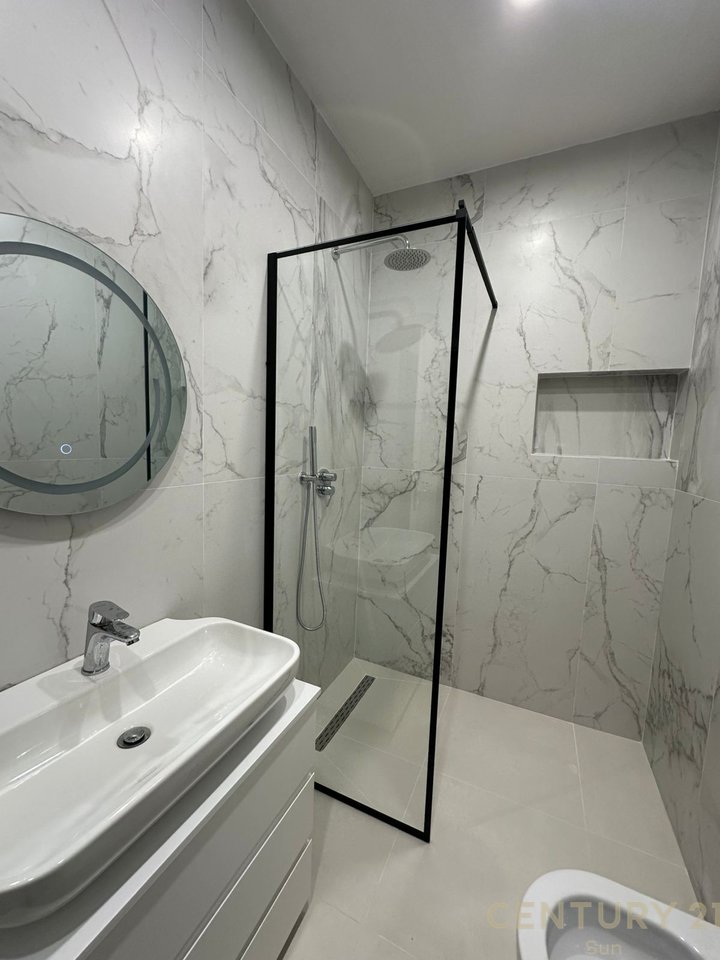 FOR RENT 1+1 APARTMENT SUITABLE FOR OFFICE.