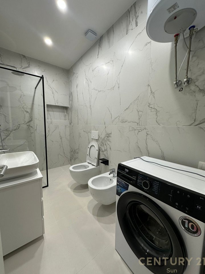 FOR RENT 1+1 APARTMENT SUITABLE FOR OFFICE.