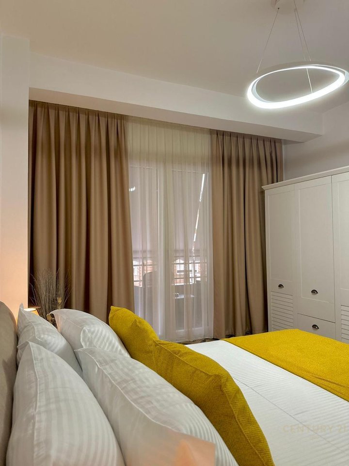 Qender, Apartament 1+1+Kuzhine te Vecuar!