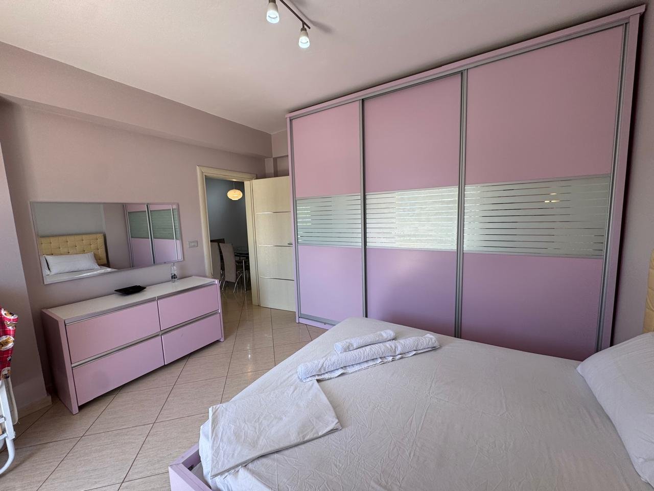 APARTAMENT 1+1 PER QIRA NE LUNGOMARE,ME PAMJE NE DET!