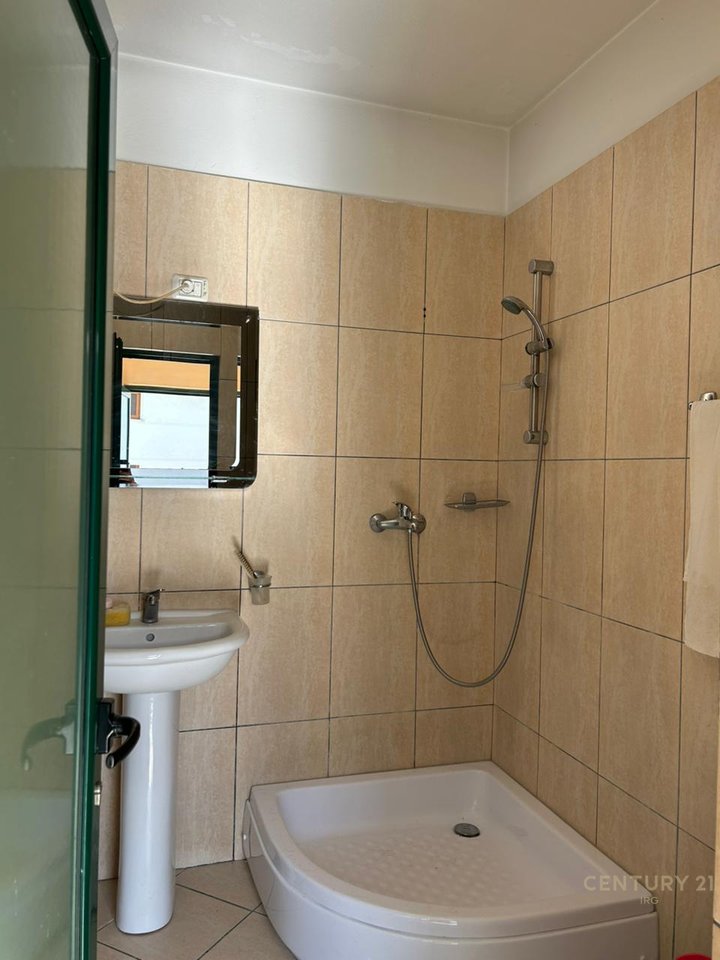 VILE ME QERA NE SAUK.