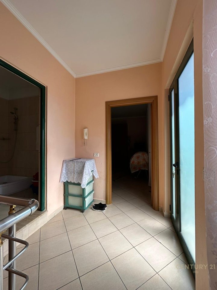 VILE ME QERA NE SAUK.