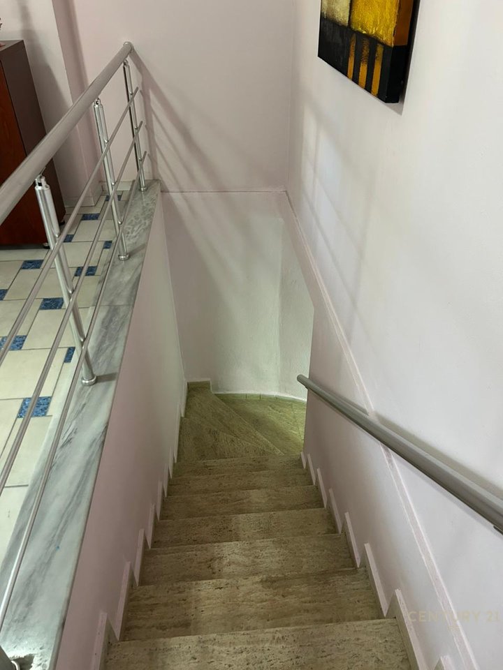 VILE ME QERA NE SAUK.