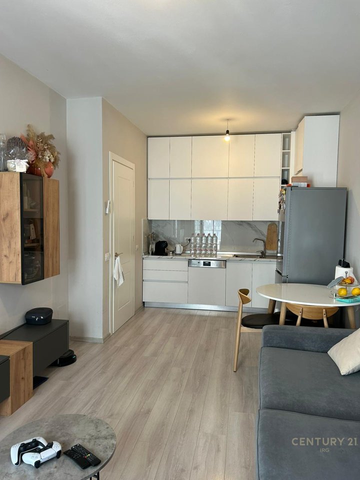 APARTMENT 1+1 WITH PARKING SPACE.