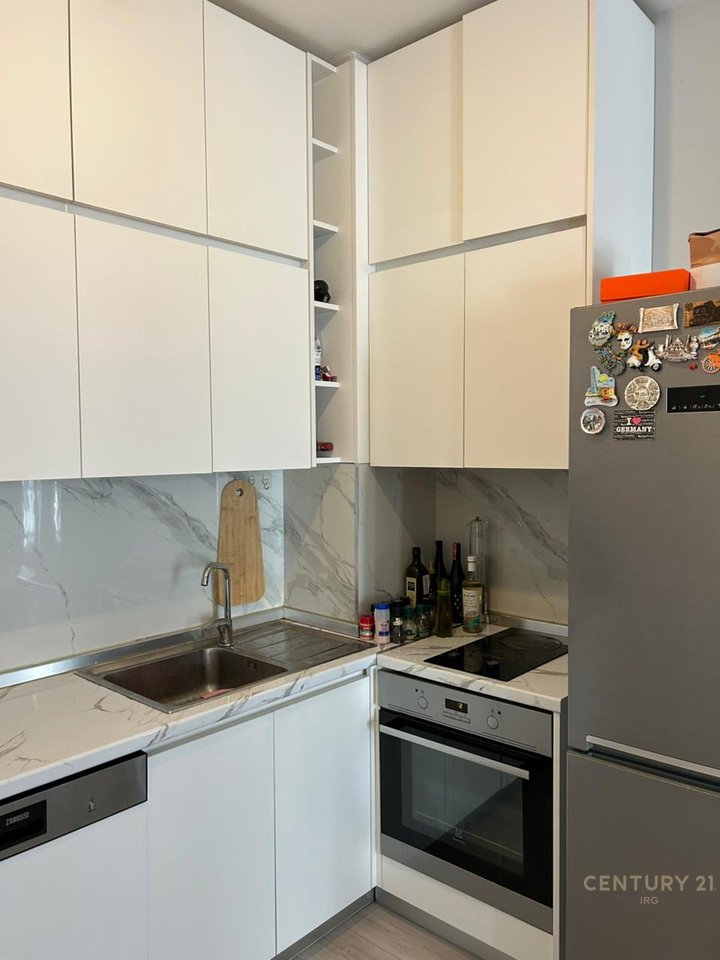 APARTMENT 1+1 WITH PARKING SPACE.