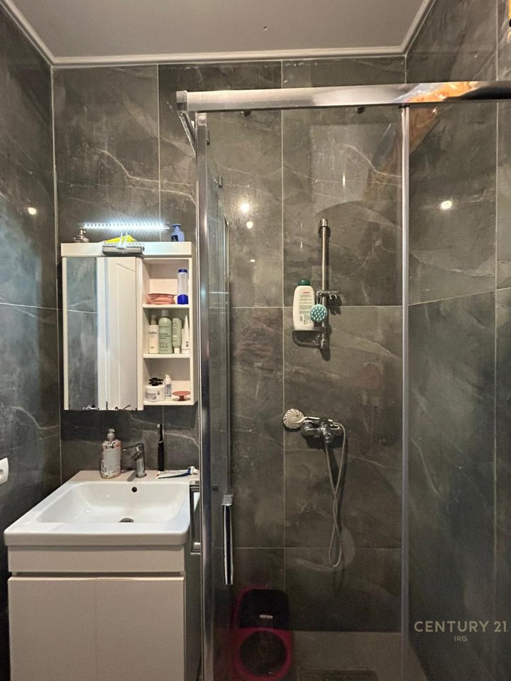 APARTMENT 1+1 WITH PARKING SPACE.