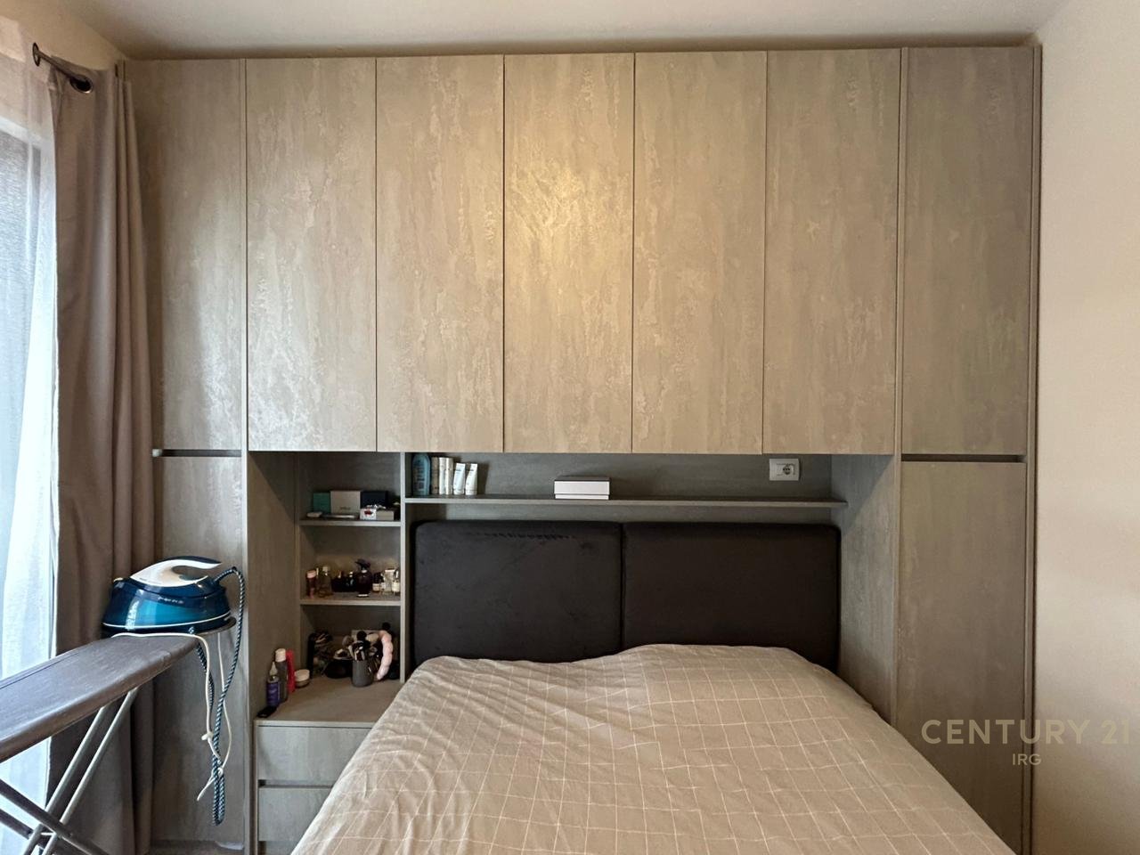 APARTMENT 1+1 WITH PARKING SPACE.