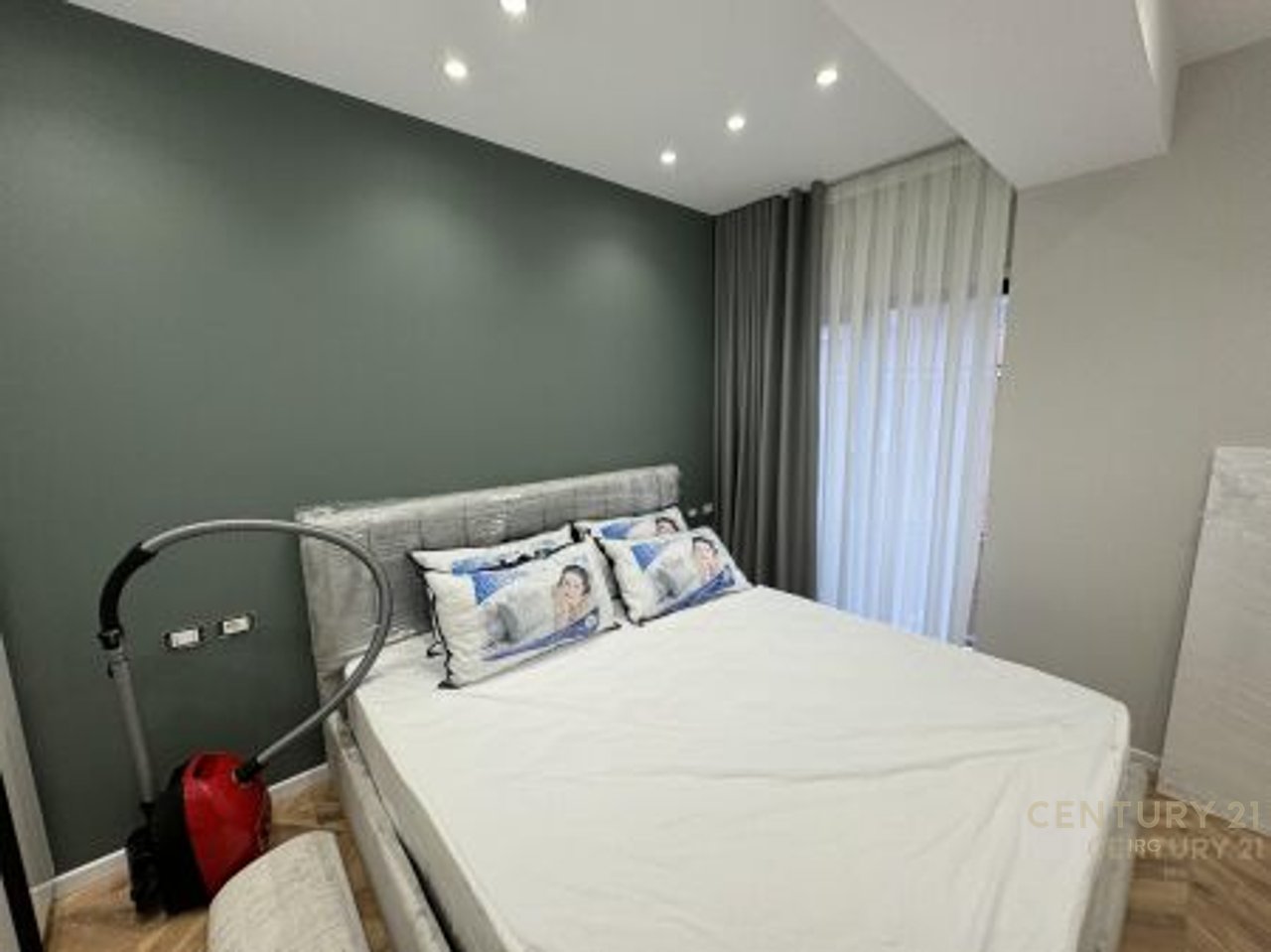 SHITET APARTAMENT 1+1 TEK KISHA KATOLIKE, RRUGA E KAVAJES | 23,500,000 ALL