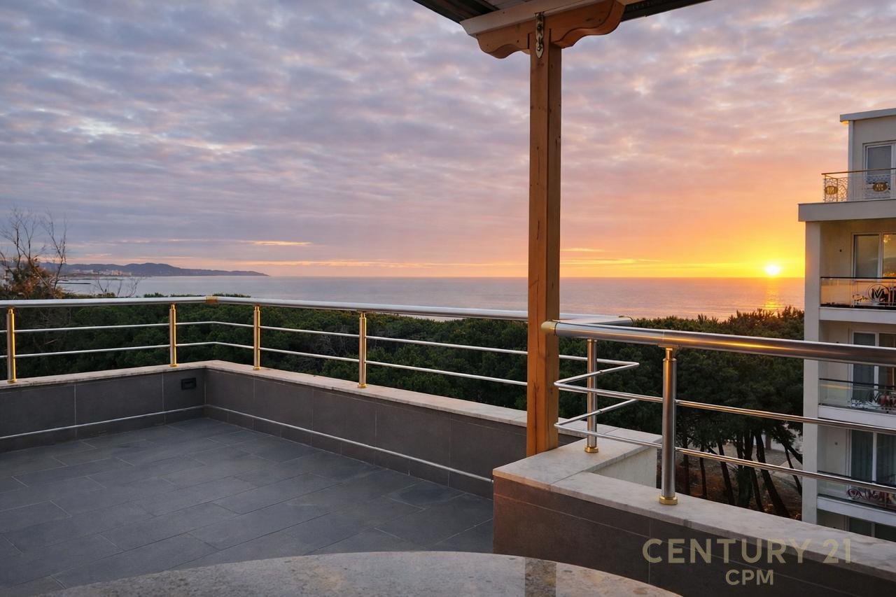 SUPER APARTMENT 2+1+2 FOR SALE IN GOLEM, FULLY INVESTED TO THE DETAIL WITH A LARGE VERANDA AND SEA VIEW