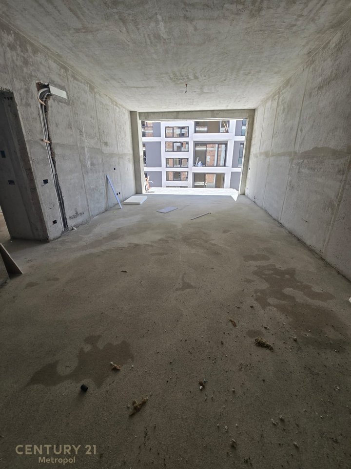 Apartament 2+1 Për Shitje në Kopshti Botanik Zoologjik, Tiranë