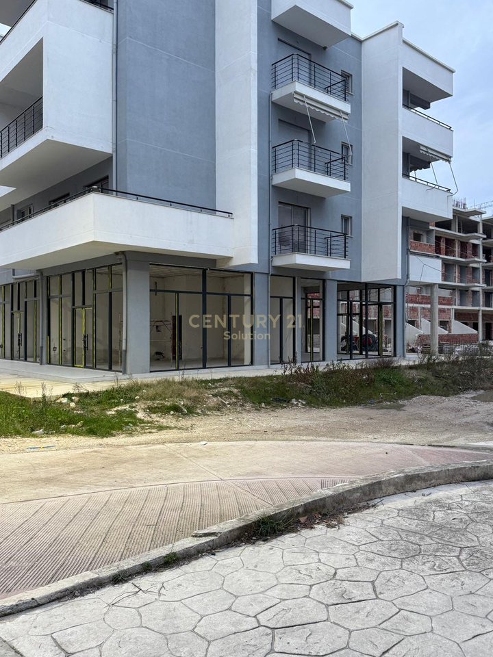 NJESI PER SHITJE NE ORIKUM SHUME PRANE DETIT!